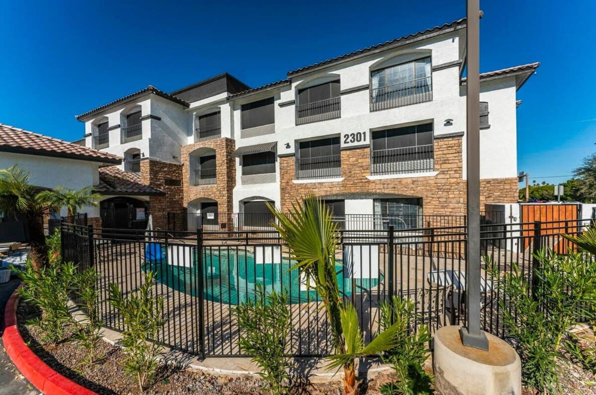 Tempe Studio Apartment 2 Esterno foto